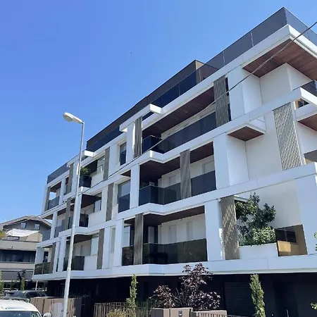 Cortemaggiore 4d Luxury-flexrent Abissinia