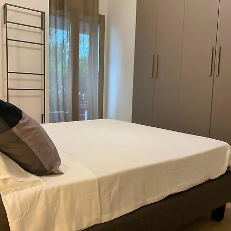 아파트 Cortemaggiore 4d Luxury-flexrent Abissinia *