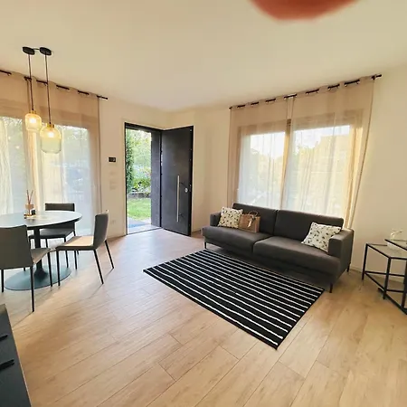 Cortemaggiore 4d Luxury-flexrent Abissinia Appartement *
