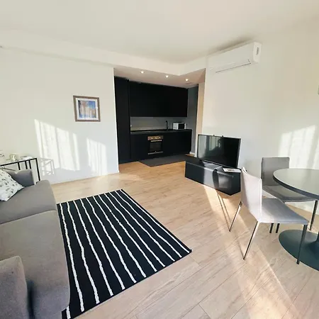 Cortemaggiore 4d Luxury-flexrent Abissinia Appartement
